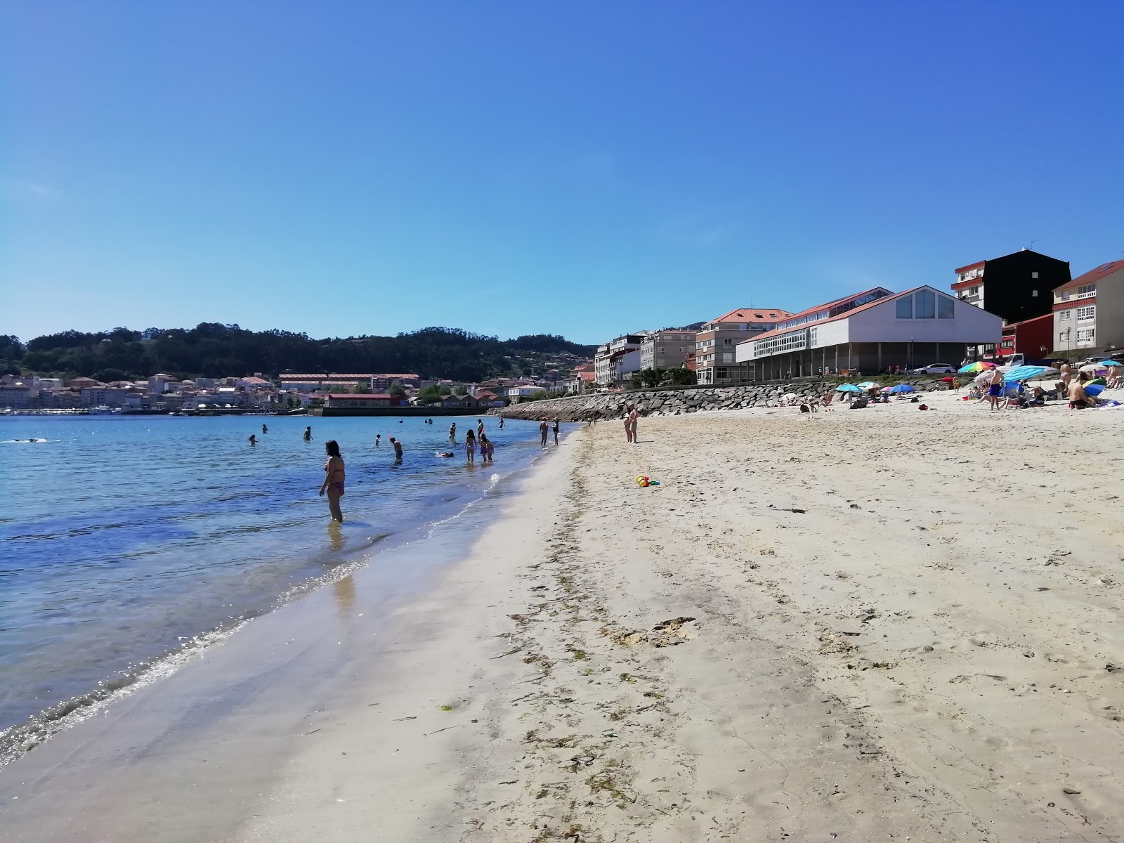 Fotografie cu Praia de Rodeira zonele de facilități