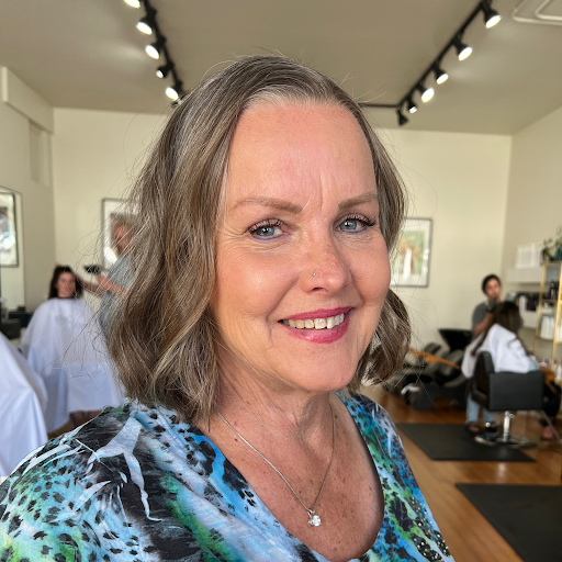 Hair Salon «Le Salon - Hair Salon & Beauty Salon», reviews and photos, 1944 Bonita Ave, Berkeley, CA 94704, USA