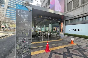 Hoehyeon Underground Shopping Center image