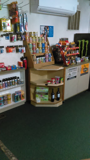 Tobacco Shop «North Point Smoke Shop», reviews and photos, 6408 River Rd E, Puyallup, WA 98371, USA