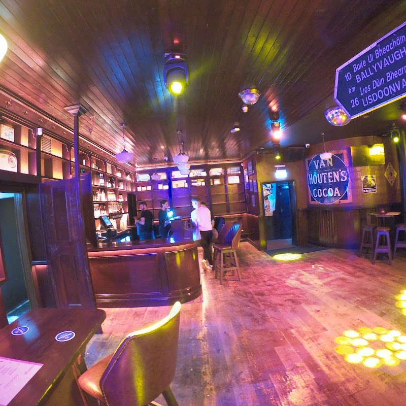 Molly’s Bar and Restaurant