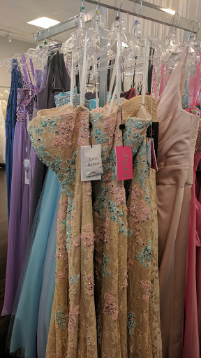 Bridal Shop «White Orchid Bridal», reviews and photos, 12420 Archer Ave, Lemont, IL 60439, USA