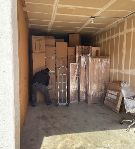 Clutch Moving Company image