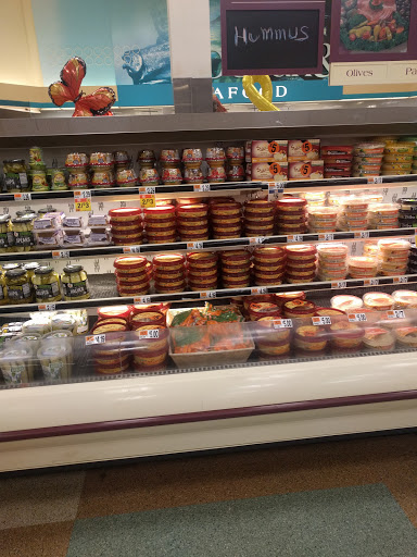 Grocery Store «Stop & Shop», reviews and photos, 240 E Sandford Blvd, Mt Vernon, NY 10550, USA