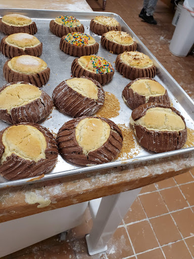 Grocery Store «Juarez Baking», reviews and photos, 1068 N Waco Ave, Wichita, KS 67203, USA