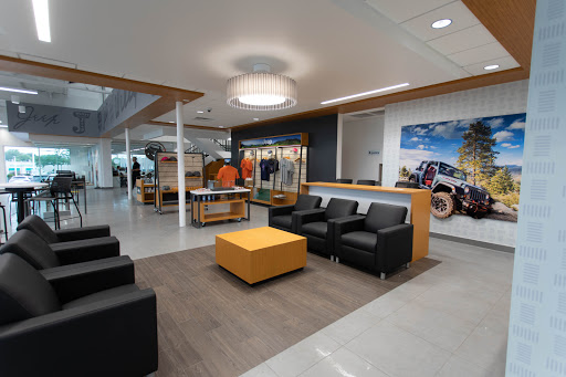 Chrysler Dealer «Jake Sweeney Chrysler Jeep Dodge, Inc.», reviews and photos, 85 W Kemper Rd, Springdale, OH 45246, USA