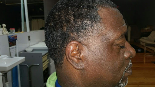 Barber Shop «On Point Barbershop», reviews and photos, 1200 Lincoln Ave, Cincinnati, OH 45206, USA