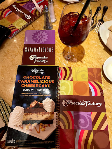 Restaurant «The Cheesecake Factory», reviews and photos, 42 Shops At Mission Viejo, Mission Viejo, CA 92691, USA