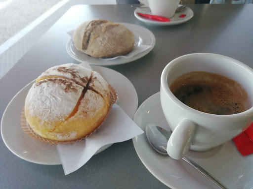 Pastelaria Letícia no Vila Verde, Braga