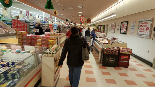 Grocery Store «Market Basket», reviews and photos, 122 Sawyer St, New Bedford, MA 02746, USA