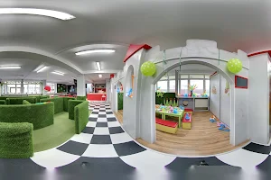 Wonderland Childrens Room image
