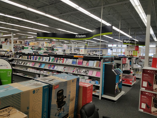 Office Supply Store «Staples», reviews and photos, 6767 S Vine St, Centennial, CO 80122, USA