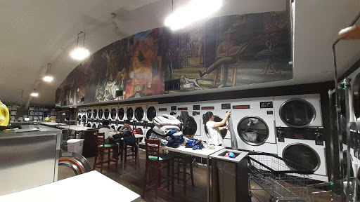 Laundromat «Laundry World», reviews and photos, 500 W 29th St, Hialeah, FL 33012, USA