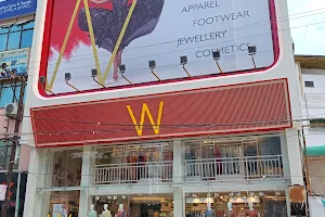 W store image