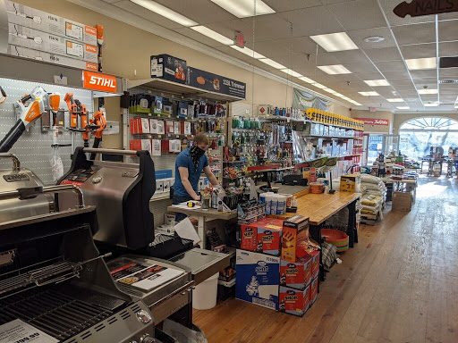Home Improvement Store «Carr Hardware», reviews and photos, 320 W Main St, Avon, CT 06001, USA