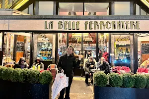 Café La Belle Ferronnière image
