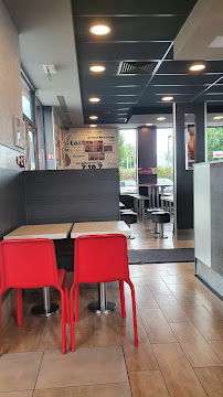 Atmosphère du Restaurant KFC Goussainville - n°16