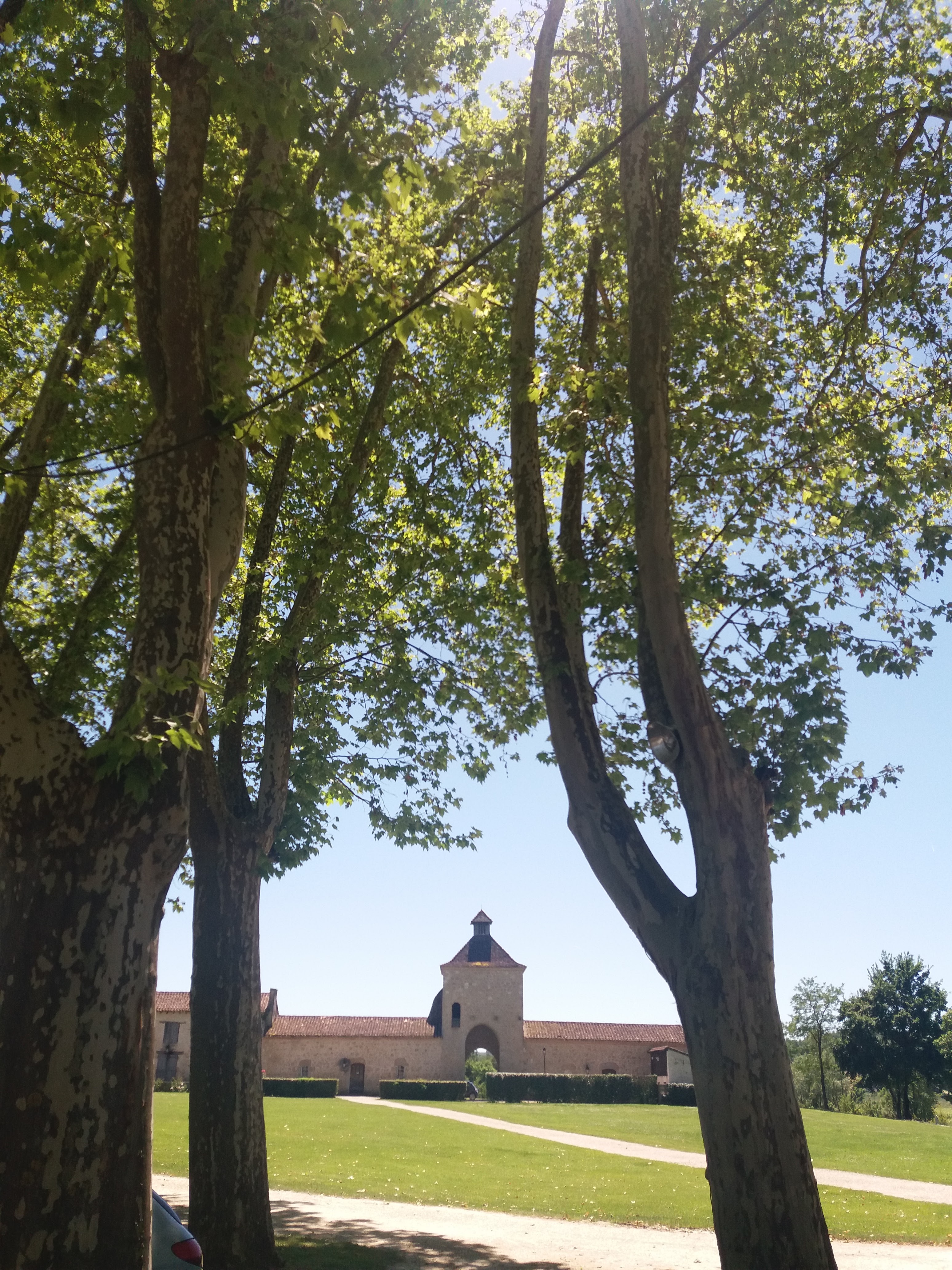 Photo n° 32 de l'avis de Yan.. fait le 01/06/2019 à 16:39