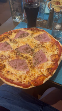 Salami du Pizzeria La Pasta Tchouta à Saint-Brieuc - n°6