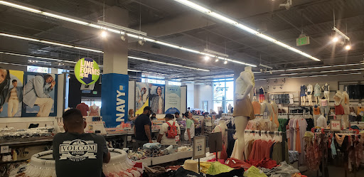 Clothing Store «Old Navy», reviews and photos, 3525 W Carson St #77, Torrance, CA 90503, USA