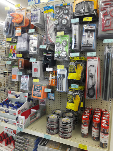 Hardware Store «Harbor Freight Tools», reviews and photos, 3050 N Josey Ln #106, Carrollton, TX 75007, USA