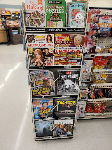 Grocery Store «Food Lion», reviews and photos, 5021 Trotwood Ave Ste 7, Columbia, TN 38401, USA