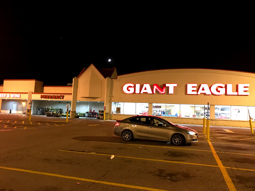 Supermarket «Giant Eagle Supermarket», reviews and photos, 1800 McKees Rocks Rd, McKees Rocks, PA 15136, USA