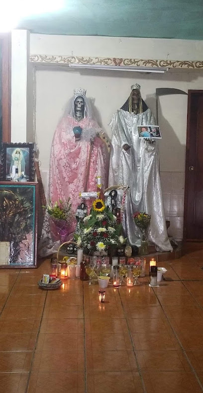 Capilla santa muerte - Villagran gto Colonia, Orquídea # 206, Las Flores,  38260 Villagrán, Gto.