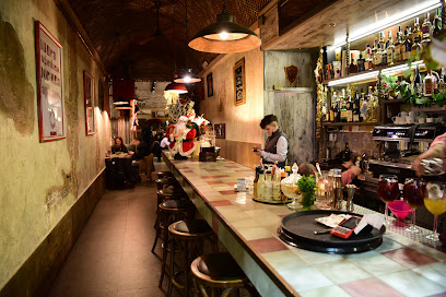 MADRE TABERNA MODERNA - RESTAURANTE SAGRADA FAMILIA