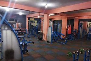 UNIVERSAL GYM image