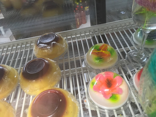 Ice Cream Shop «Sweets and Sugars», reviews and photos, 3051 Freeport Blvd, Sacramento, CA 95818, USA