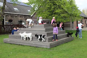 Kinderboerderij De Goudse Hofsteden image