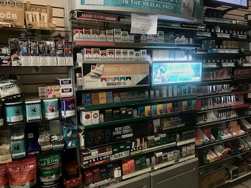 Tobacco Shop «Santa Monica Tobacco», reviews and photos, 1434 4th St, Santa Monica, CA 90401, USA
