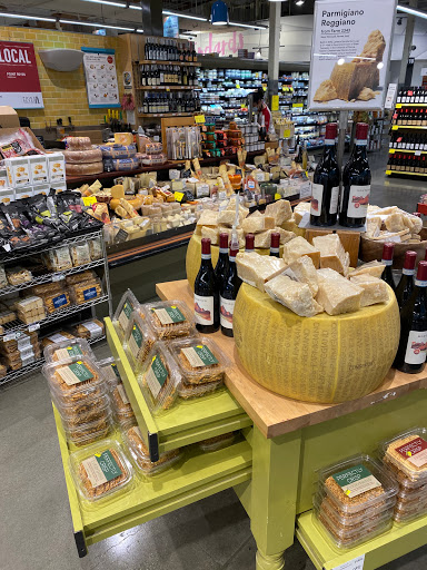 Grocery Store «Whole Foods Market», reviews and photos, 911 Soquel Ave, Santa Cruz, CA 95062, USA