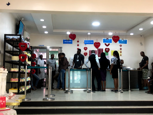 Cakes And Cream VI, 20 Adeola Hopewell St, Victoria Island, Lagos, Nigeria, Ice Cream Shop, state Lagos