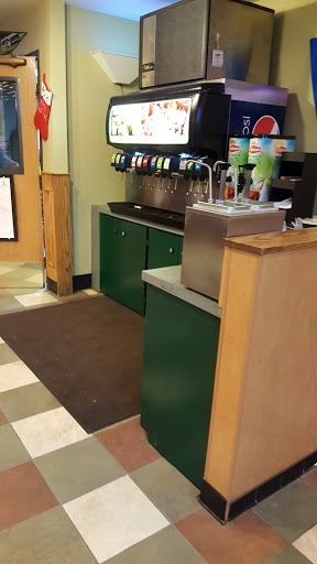 Pizza Restaurant «Round Table Pizza», reviews and photos, 16016 Meridian E, Puyallup, WA 98375, USA