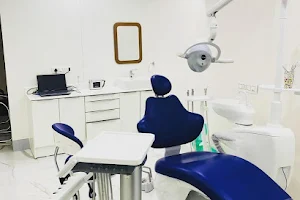 Vijaya Superspeciality Dental Hospital image