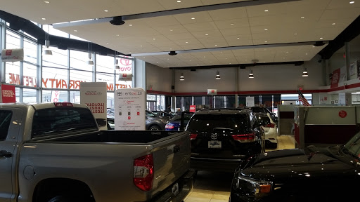 Toyota Dealer «Island Toyota», reviews and photos, 1591 Hylan Blvd, Staten Island, NY 10305, USA