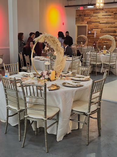 Shopping Mall «Plantation Point Shopping Center», reviews and photos, 6461 Plantation Center Dr, Raleigh, NC 27616, USA