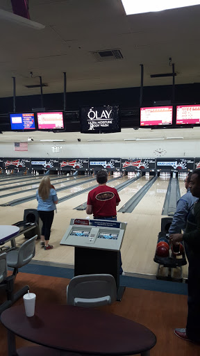 Bowling Alley «Legend Lanes», reviews and photos, 4190 State Rd, Cuyahoga Falls, OH 44223, USA