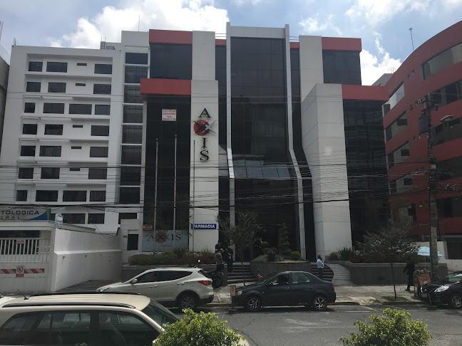 Opiniones de Centro Médico Integral AXXIS en Quito - Hospital