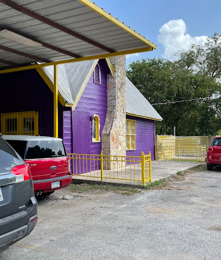 Florist «Davany Flowers & Pinatas», reviews and photos, 522 Cupples Rd, San Antonio, TX 78237, USA