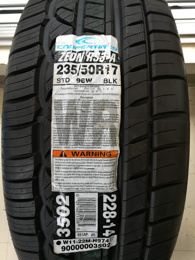 Tire Shop «Les Schwab Tire Center», reviews and photos, 1250 Airport Park Blvd, Ukiah, CA 95482, USA