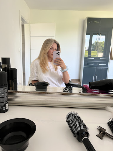 Meisterfriseurin Violeta Nicolae In Lanzendorf