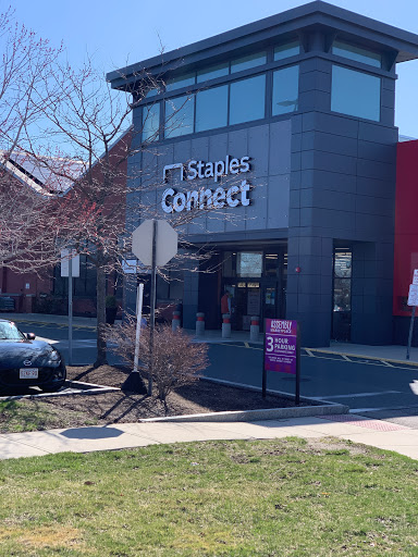 Office Supply Store «Staples», reviews and photos, 165 Middlesex Ave, Somerville, MA 02145, USA