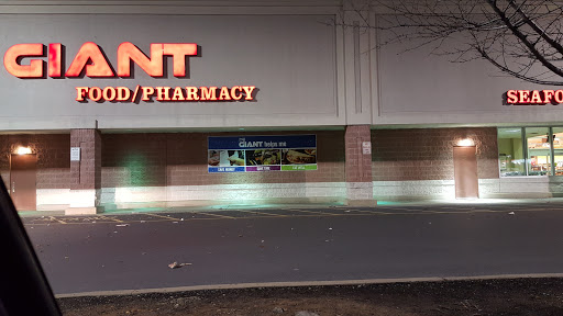 Grocery Store «Giant Food Stores», reviews and photos, 801 S 25th St, Easton, PA 18045, USA