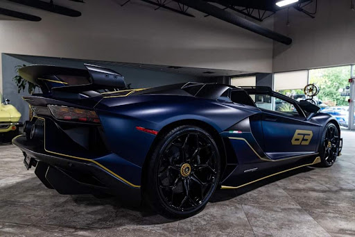 Car Dealer «Chicago Motor Cars», reviews and photos, 27W110 North Ave, West Chicago, IL 60185, USA