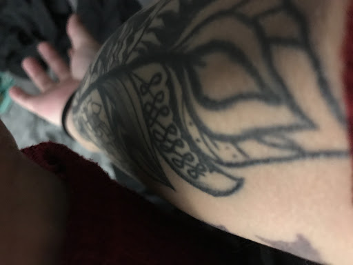 Tattoo Shop «33 Degrees Tattoo Shop», reviews and photos, 454 Park St, Hartford, CT 06106, USA