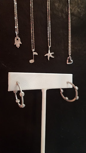 Gift Shop «A Thousand Faces», reviews and photos, 1720 21st Ave S, Nashville, TN 37212, USA