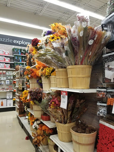 Craft Store «Michaels», reviews and photos, 465 River Rd, Edgewater, NJ 07020, USA